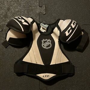 CCM chest/shoulder pad